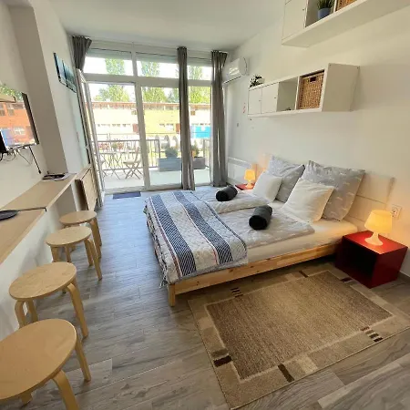 Albert Apartman Balatonbereny * Balatonbereny
