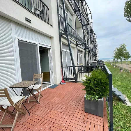 Albert Apartman Balatonbereny Apartment
