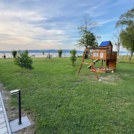 Apartament Albert Apartman Balatonbereny *
