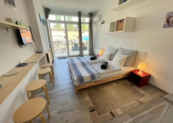 Albert Apartman Balatonbereny * Balatonberény