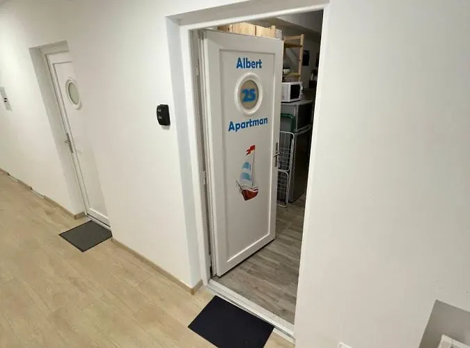 דירה Albert Apartman Balatonbereny Balatonberény