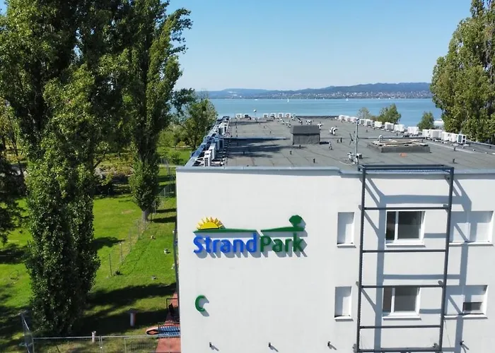 Albert Apartman Balatonbereny Apartament Balatonberény